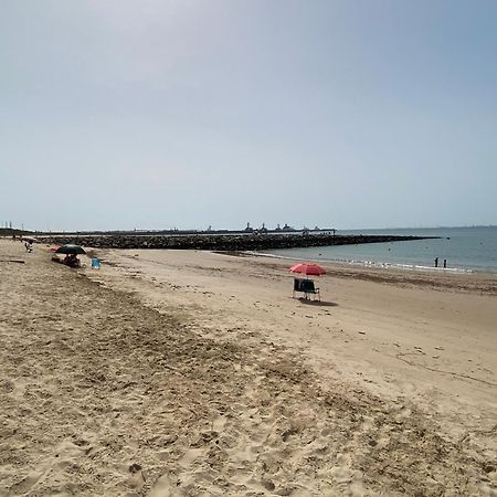 Apartamento A Unos Pasos De La Playa โรตา ภายนอก รูปภาพ