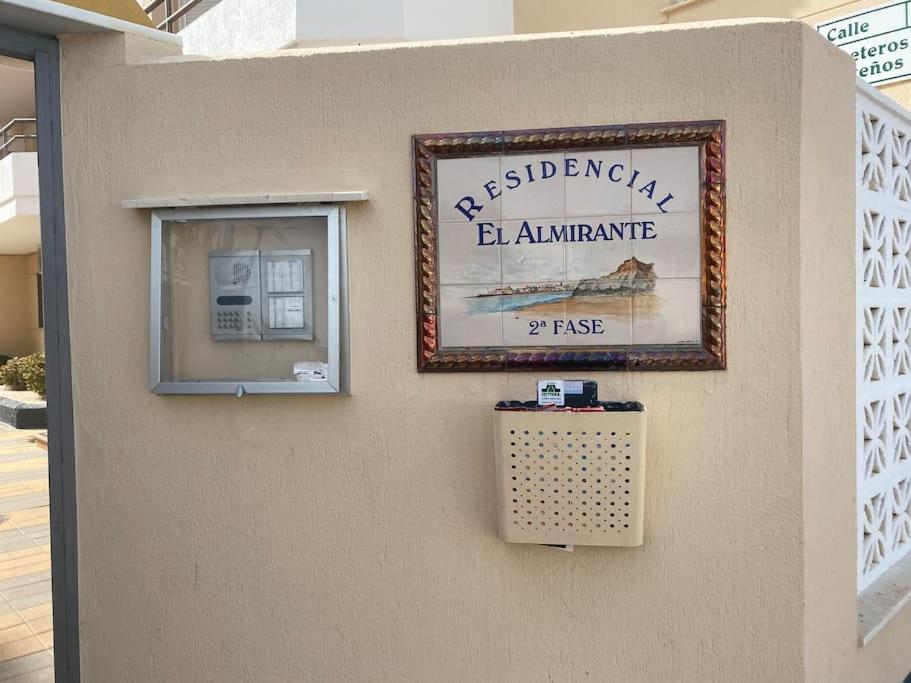 Apartamento A Unos Pasos De La Playa โรตา ภายนอก รูปภาพ