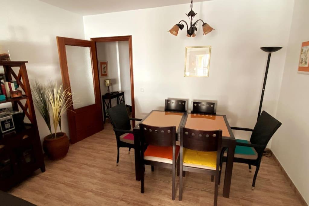 Apartamento A Unos Pasos De La Playa โรตา ภายนอก รูปภาพ