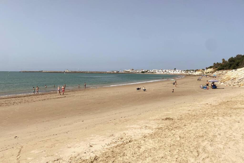 Apartamento A Unos Pasos De La Playa โรตา ภายนอก รูปภาพ