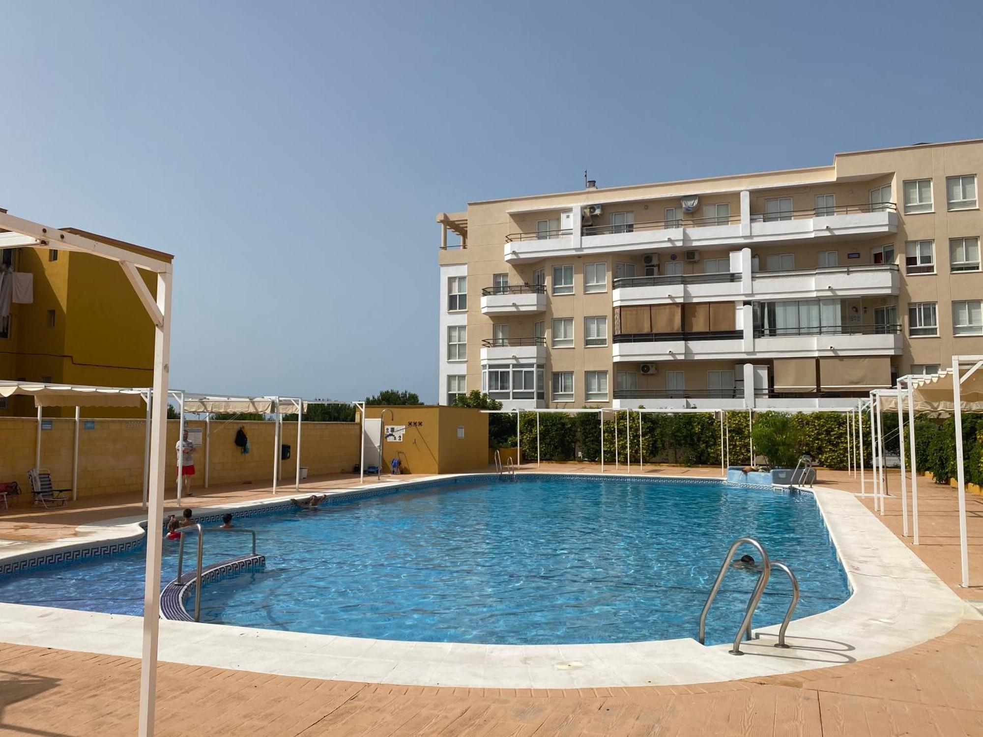 Apartamento A Unos Pasos De La Playa โรตา ภายนอก รูปภาพ