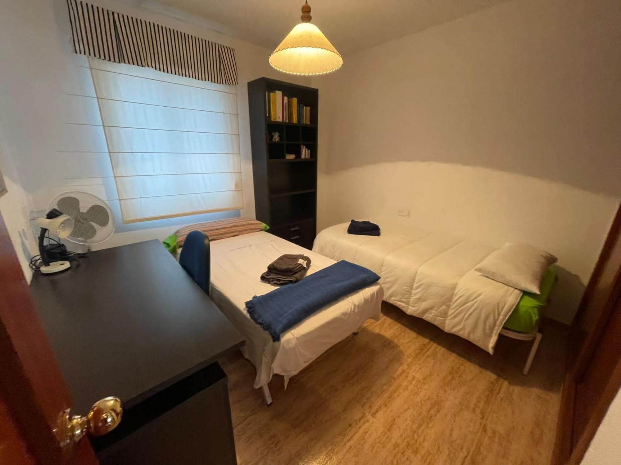 Apartamento A Unos Pasos De La Playa โรตา ภายนอก รูปภาพ